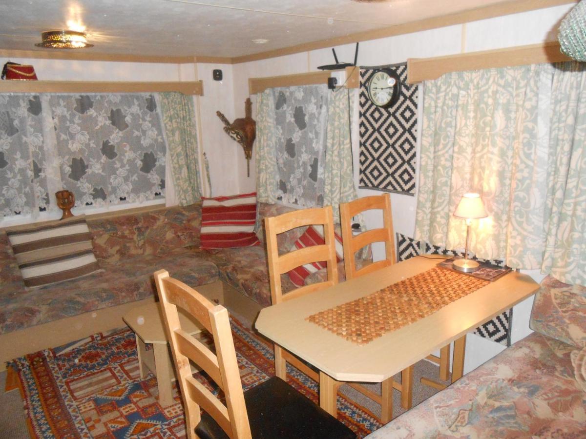 'The Cabin'. A Cosy Private & Secure Holiday Home. Padeswood Zewnętrze zdjęcie